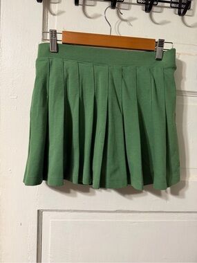 PINK Pleated Skirt in Green Size Small